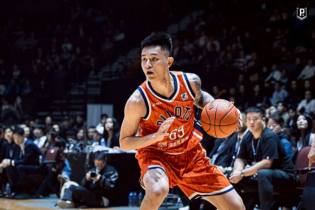 東超》遭渡部琉再見抄截！盧峻翔砍20分成空響 領航猿決勝時刻失誤連發「銀」恨澳門