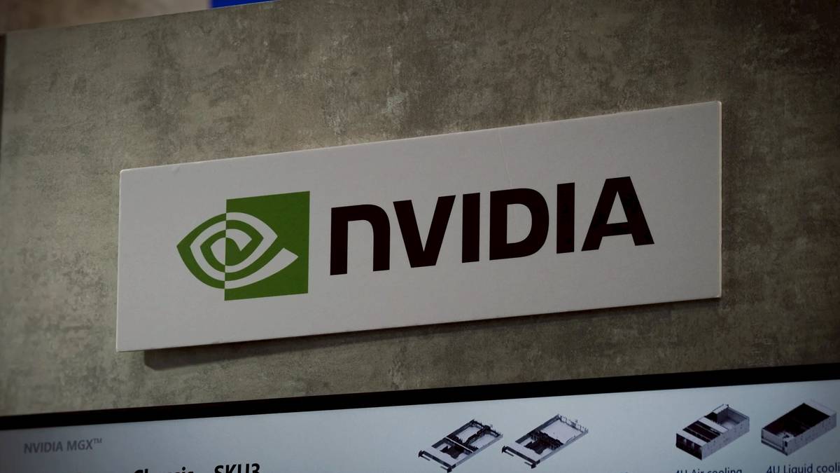 NVIDIA 2025 年第三季財報分析：完美財報下的股價失落| LINE TODAY 理財| LINE TODAY