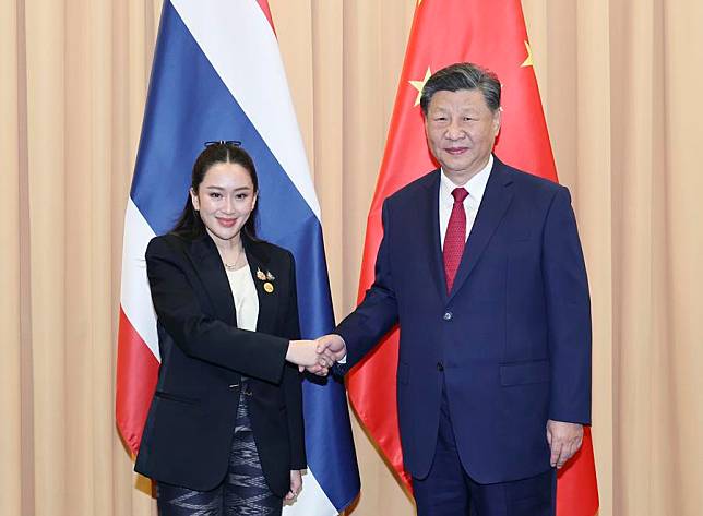 Chinese President Xi Jinping meets with Thai Prime Minister Paetongtarn Shinawatra on the sidelines of the 31st APEC Economic Leaders' Meeting in Lima, Peru, Nov. 15, 2024. (Xinhua/Yao Dawei)