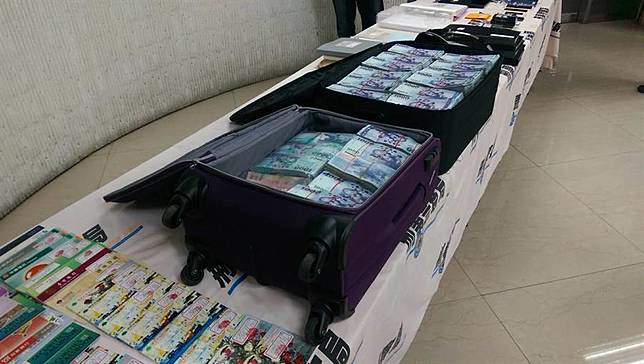 破地下匯兌集團 起獲2300萬贓款 中時新聞網 LINE TODAY